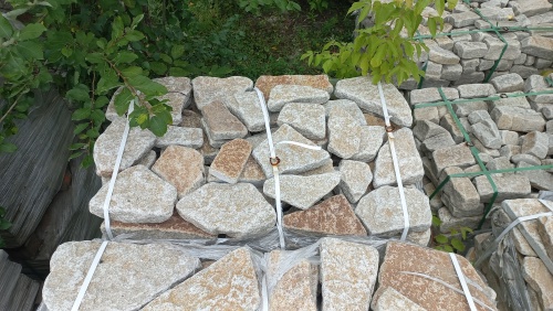 Гранитный плитняк галтованный для парковки купить в Ульяновске