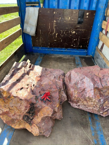 Ландшафтные глыбы красно-фиолетовые 200-1000 килограмм купить в Ульяновске