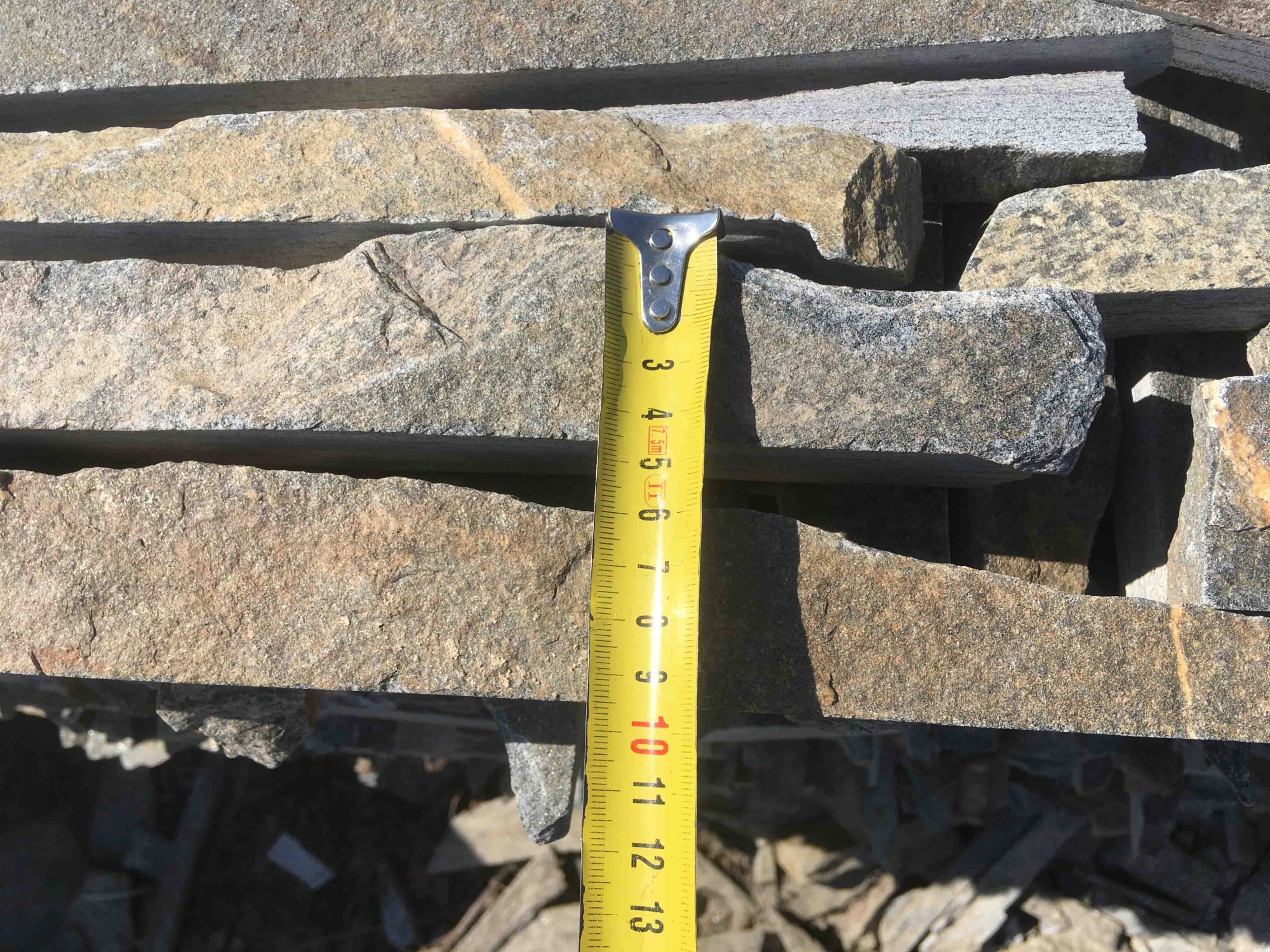 Горбушка златолит мультиколор для облицовки купить в Ульяновске