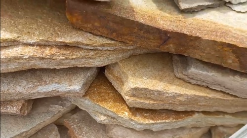 Плитняк златолит жёлтый золотистый для отмостки купить в Ульяновске