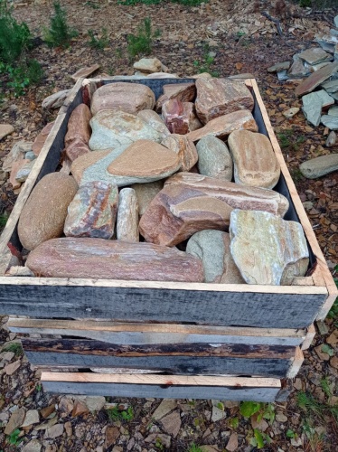 Златолит жёлтый, жёлто-зелёный глыбки и валуны для ланшафтного дизайна купить в Ульяновске