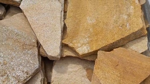 Плитняк златолит жёлтый для цоколя купить в Ульяновске