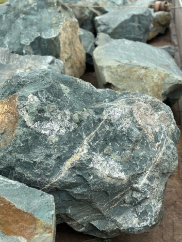 Камни для ландшафтного дизайна зелёные 10-60 килограмм купить в Ульяновске