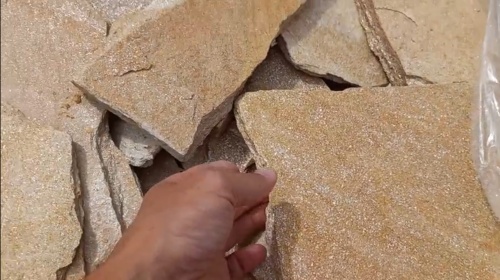 Плитняк златолит жёлтый золотистый для отмостки купить в Ульяновске