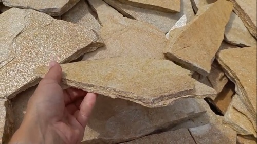 Плитняк златолит жёлтый для цоколя купить в Ульяновске