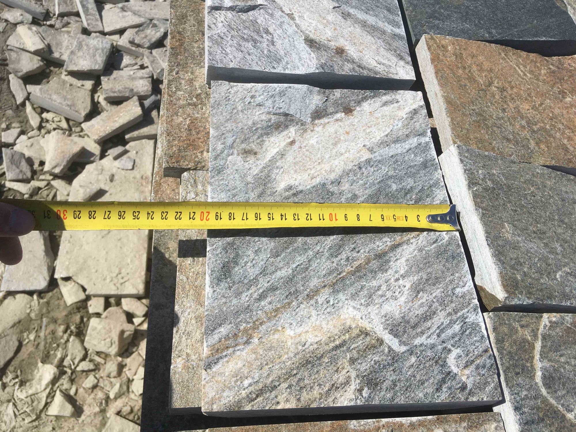 Плитка пилёная златолит Уральский для фасада купить в Ульяновске